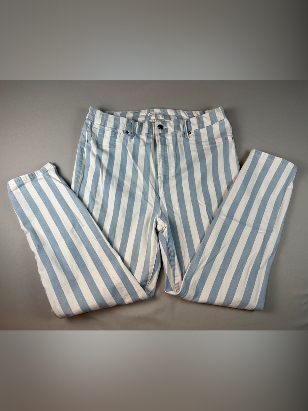 Good American Good Legs Jeans Crop 16 Blue White Striped Straight-Leg